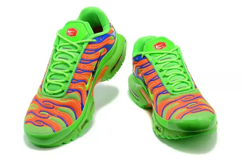 nike air max plus tn supreme x mean green2